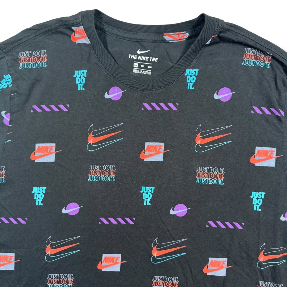 Nike T-Shirt Mens XXL Black All Over Print Just Do It Swoosh Short Sleeve Tee